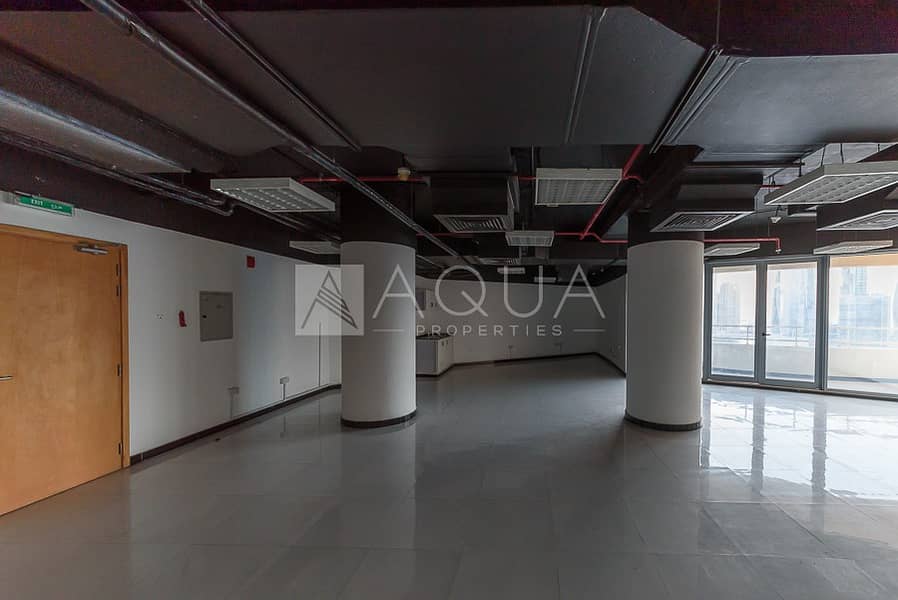 Fitted Office | Panoramic Lake View | Covered Parking