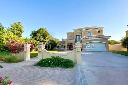| Well Maintained | 4 Bed Villa with Pool | | Well Maintained | 4 Bed Villa with Pool |