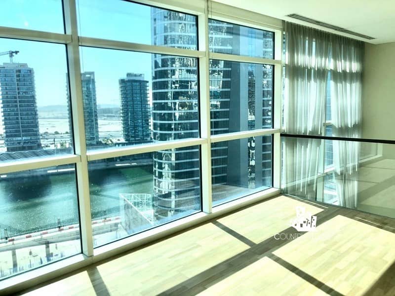 Spacious 1BR Loft Style | Canal View