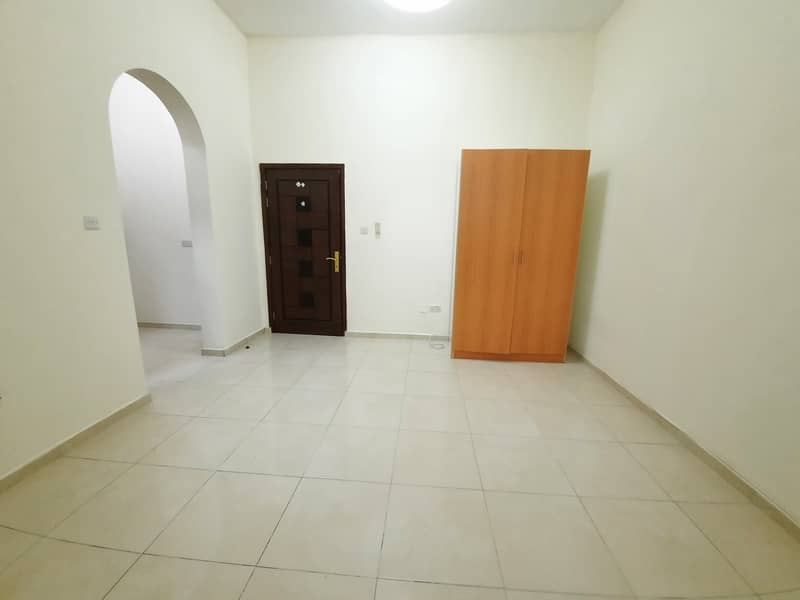 شقة في مدينة محمد بن زايد 2400 درهم - 4939033