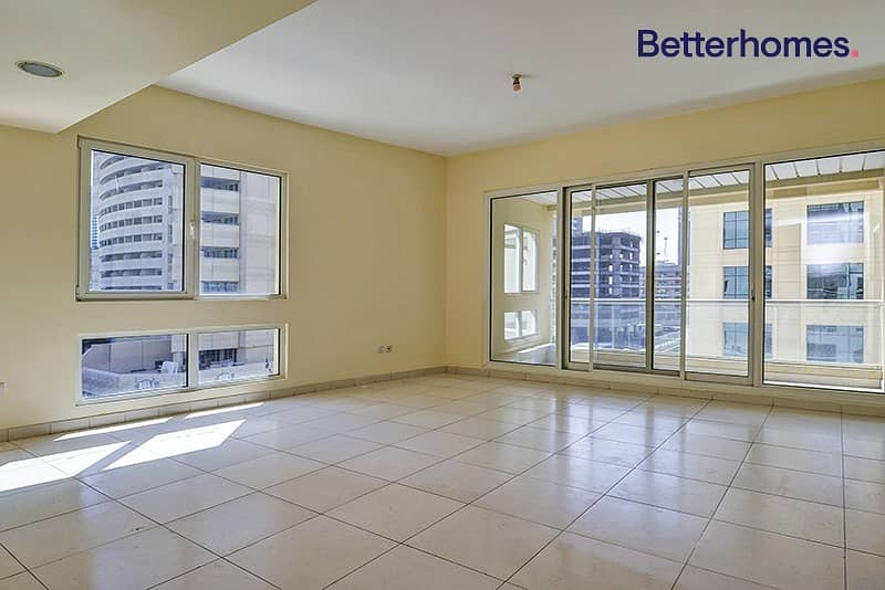 Spacious One Bedroom Apartment  with Views