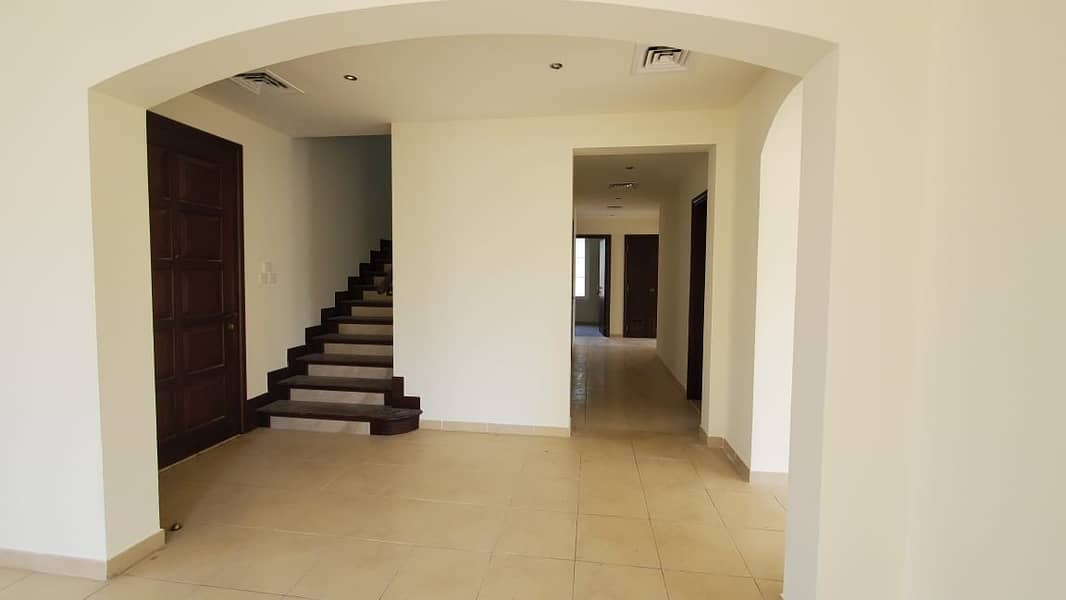 10 Amazing 4BR Maid's Big Plot | Near to Park and Pool | Close Proximity to Beach