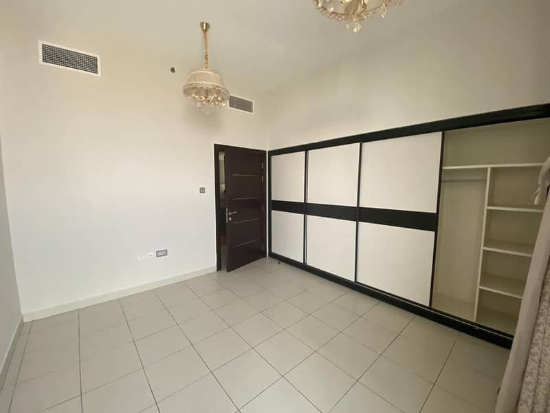Investor Deal - Vacant 3BR - White Goods - 2 Parking - Garden View Investor Deal - Vacant 3BR - White Goods - 2 Parking - Garden View